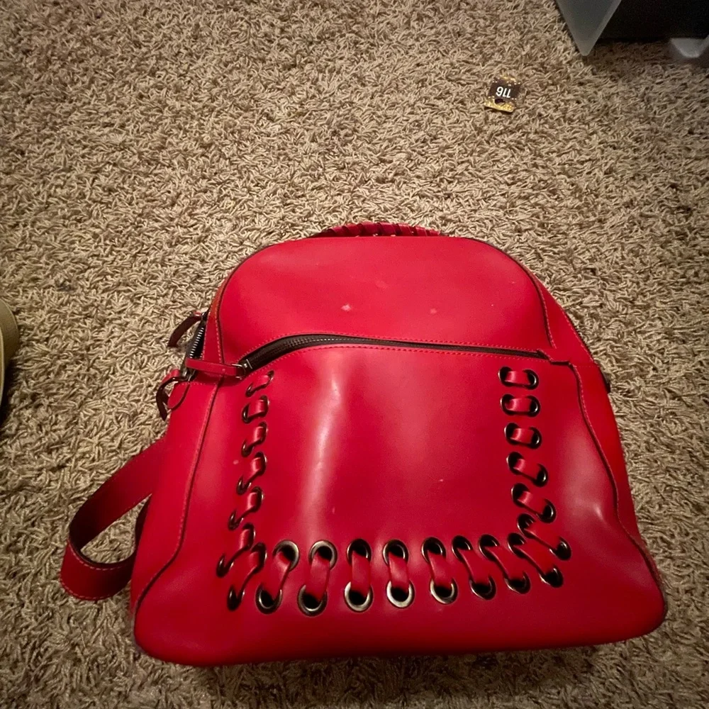 Red backpack - Picture 1 of 4